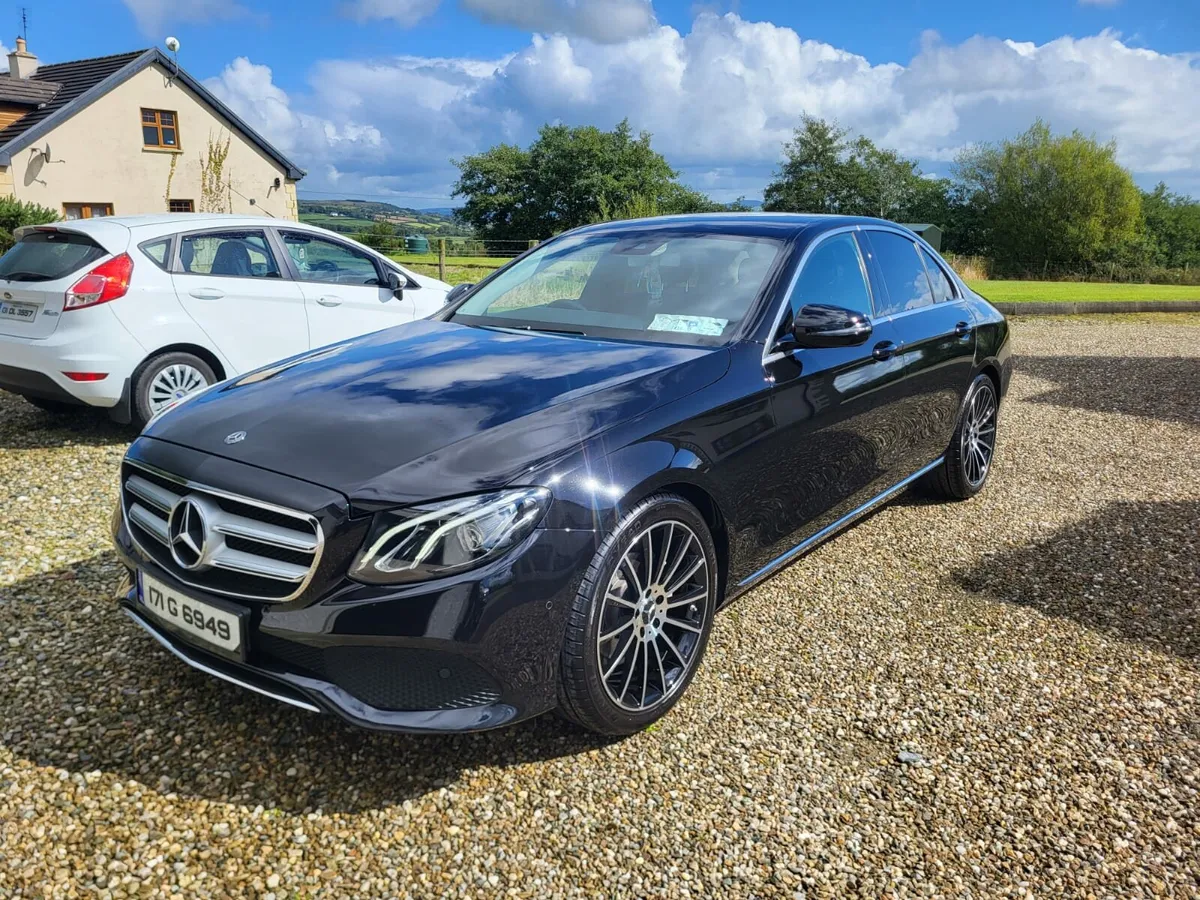 Mercedes-benz - Image 4