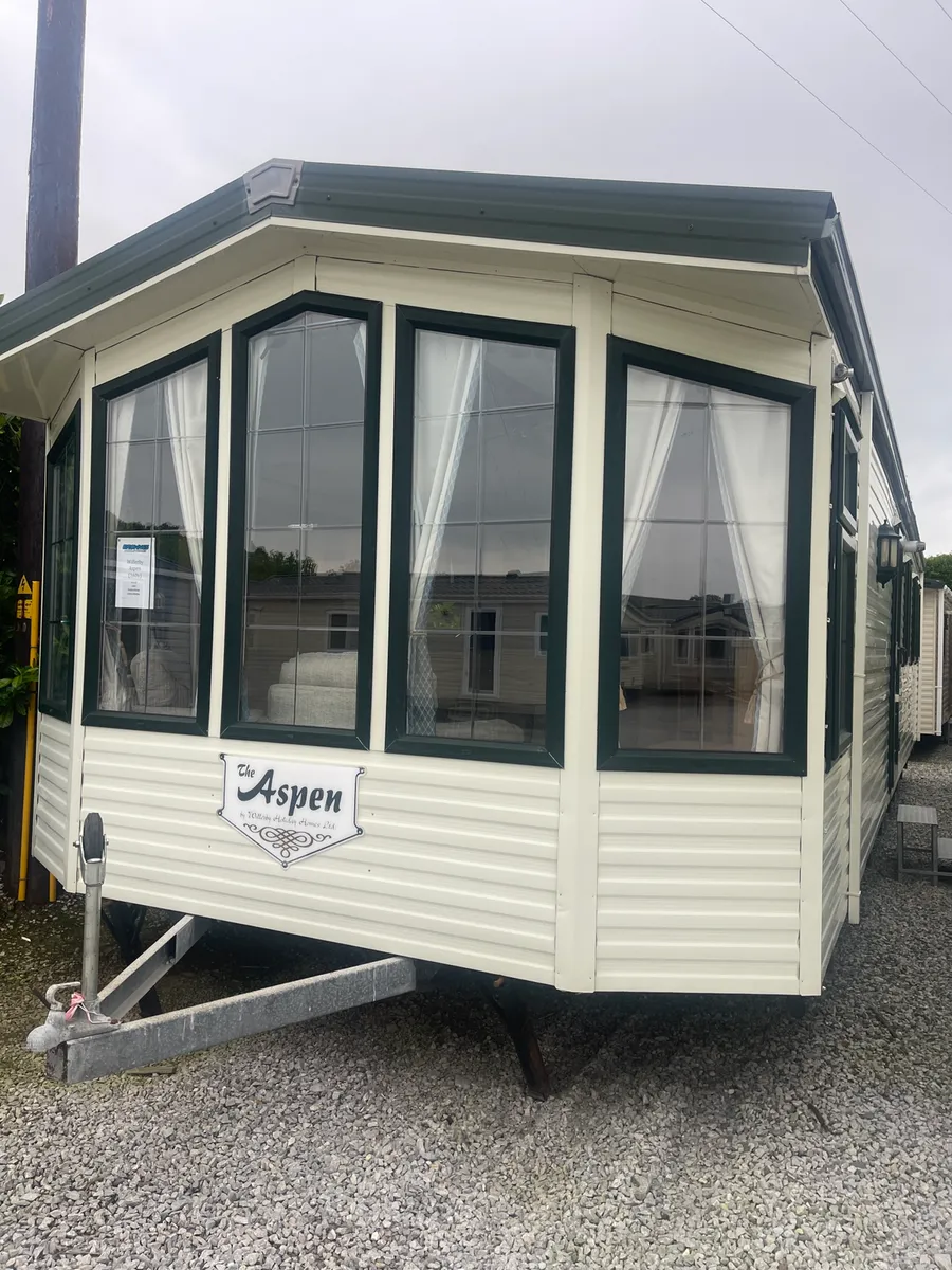 WILLERBY ASPEN 37x12 3 bed - Image 1