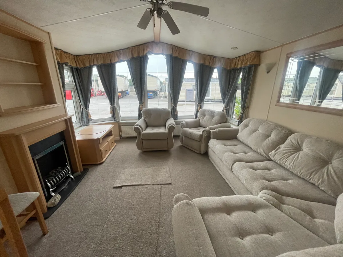 WILLERBY ASPEN 37x12 3 bed - Image 3