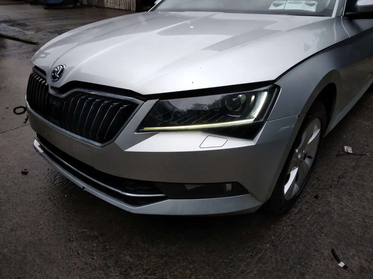 2016 Skoda Superb 1.6 TDI Breaking/Dismantling - Image 4