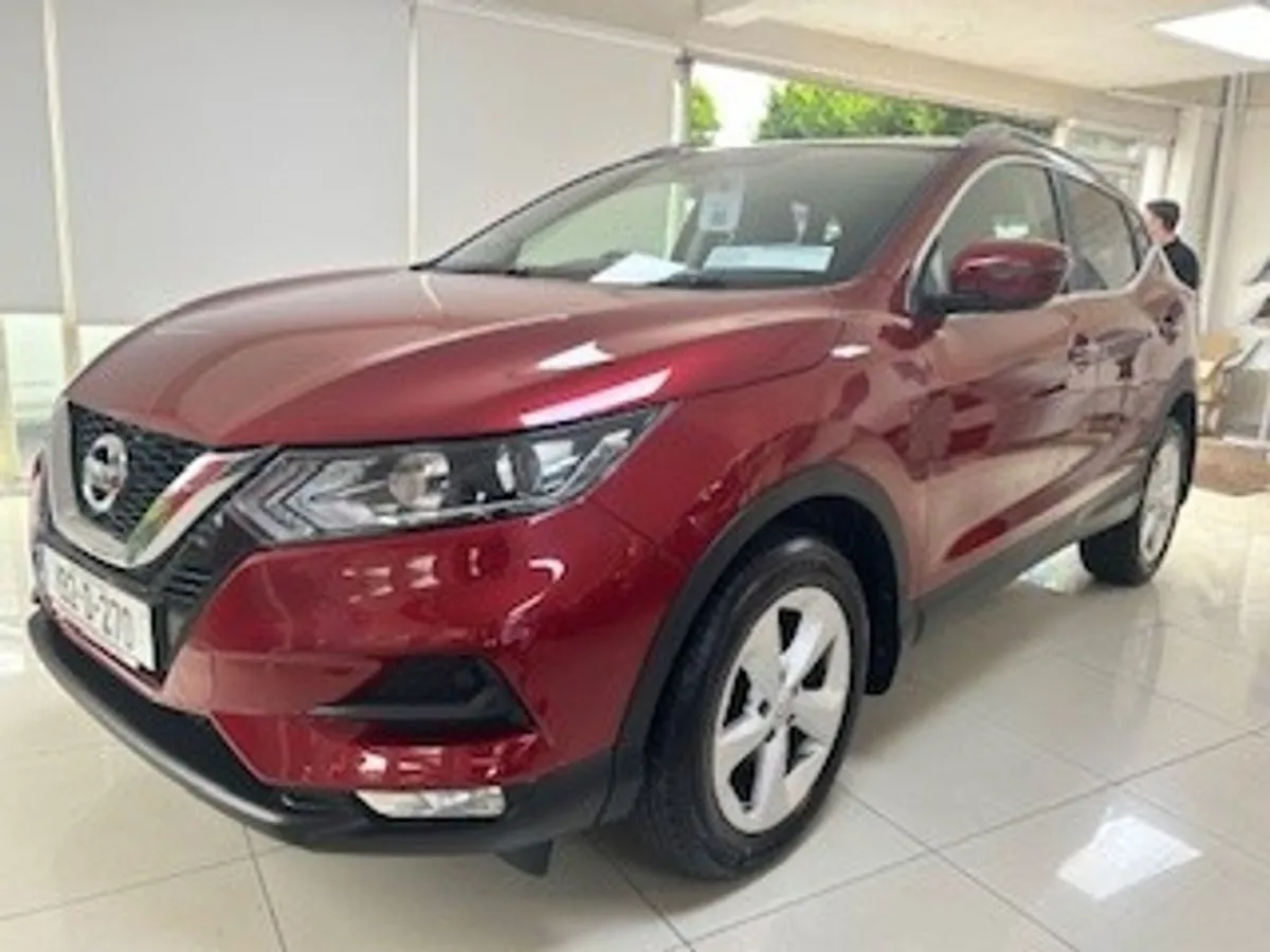 Nissan QASHQAI SV 1.3i - Image 2