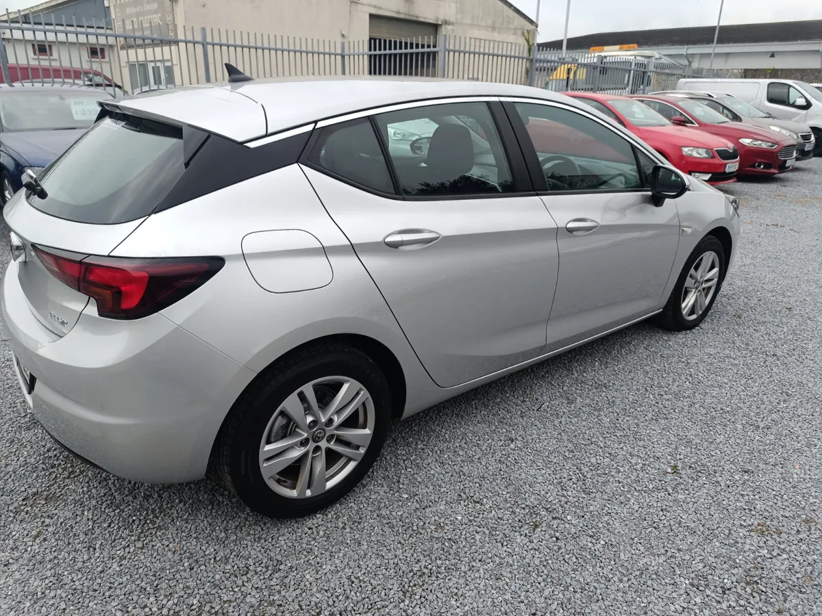 2017 Vauxhall Astra 1.6 cdti 16v tech line - Image 4