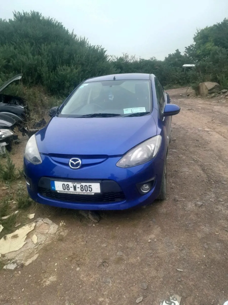 Breaking mazda 2 cars - Image 1