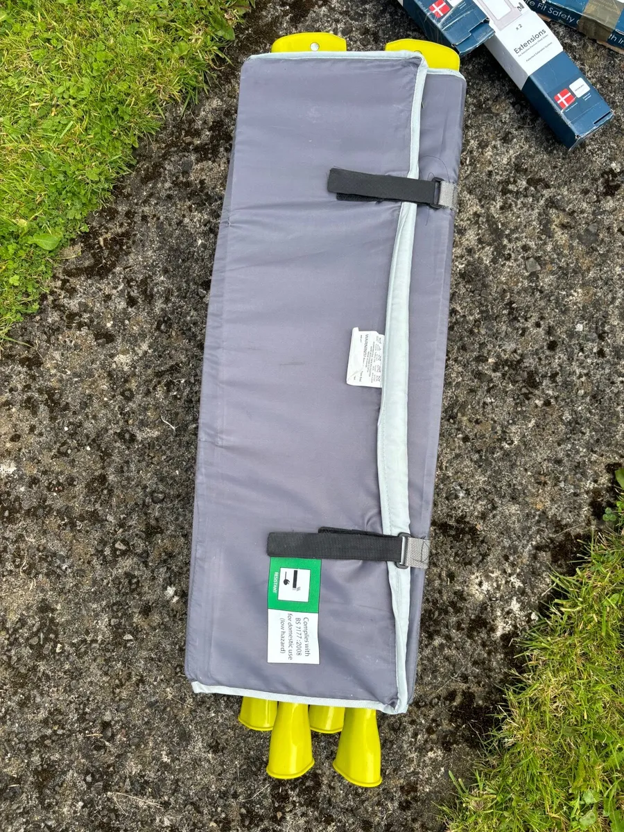 Travel cot for sale in Co. Dublin for €0 on DoneDeal