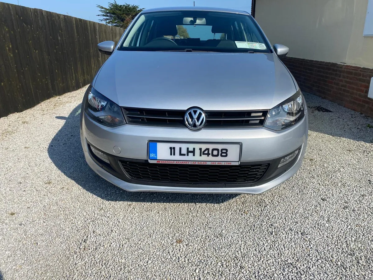 Volkswagen Polo 2011 - Image 2