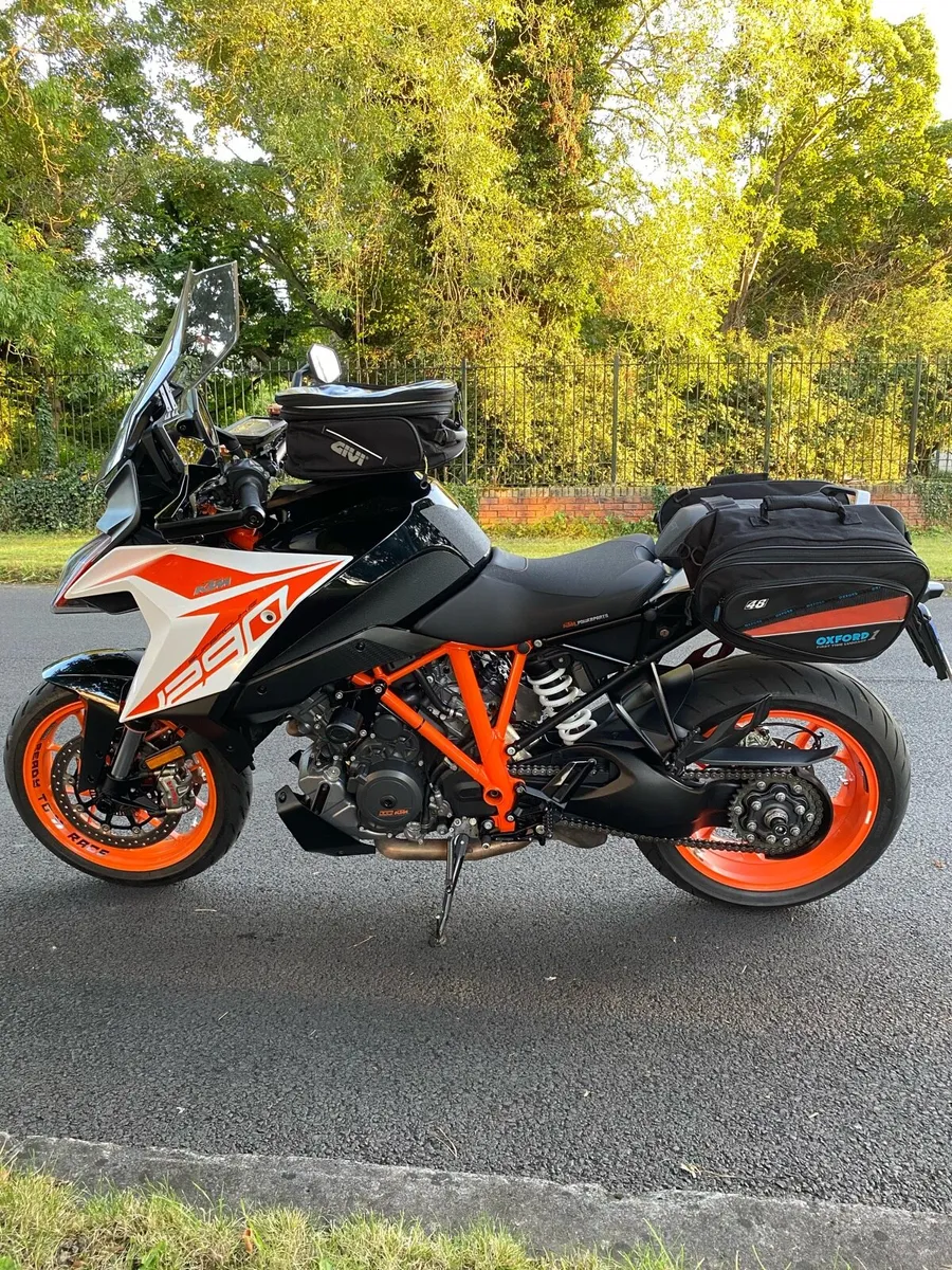 KTM 1290 SUPER DUKE GT - Image 1