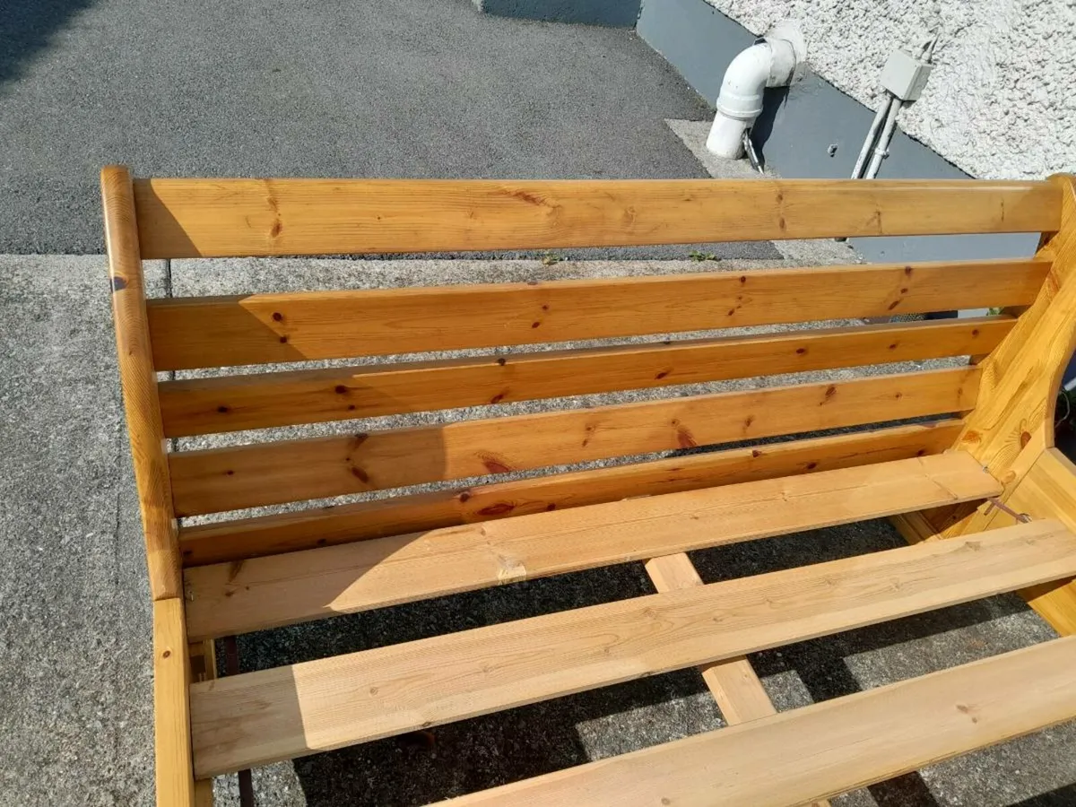 Bed - Image 3