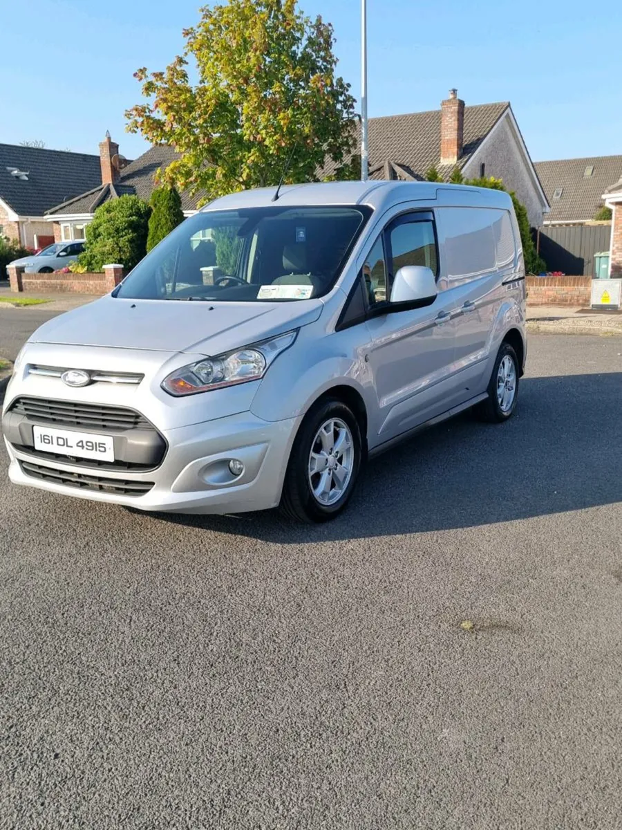 Ford Transit Connect Trend LTD Edition - Image 4