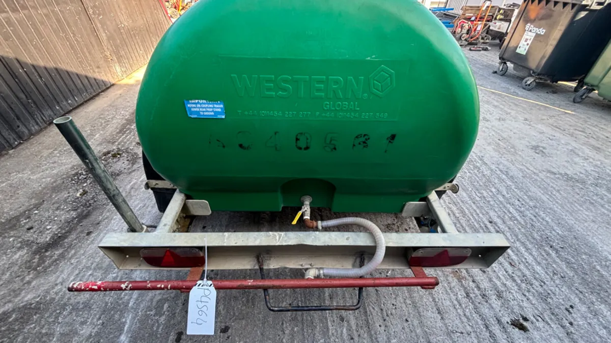 Western 2000L Water Bowser - Image 4