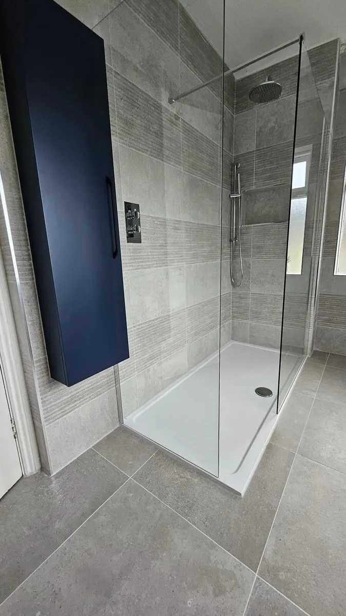 Bathroom renovation, Tiling… - Image 1