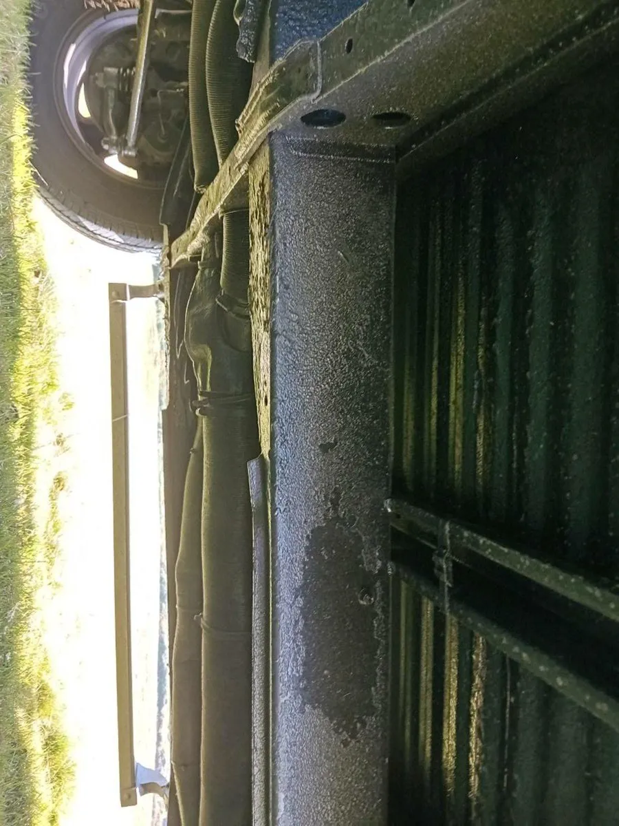 Volkswagen T2 Westfalia 1976 - Image 2