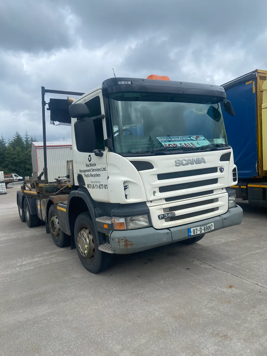 Scania Hook Truck - Image 1