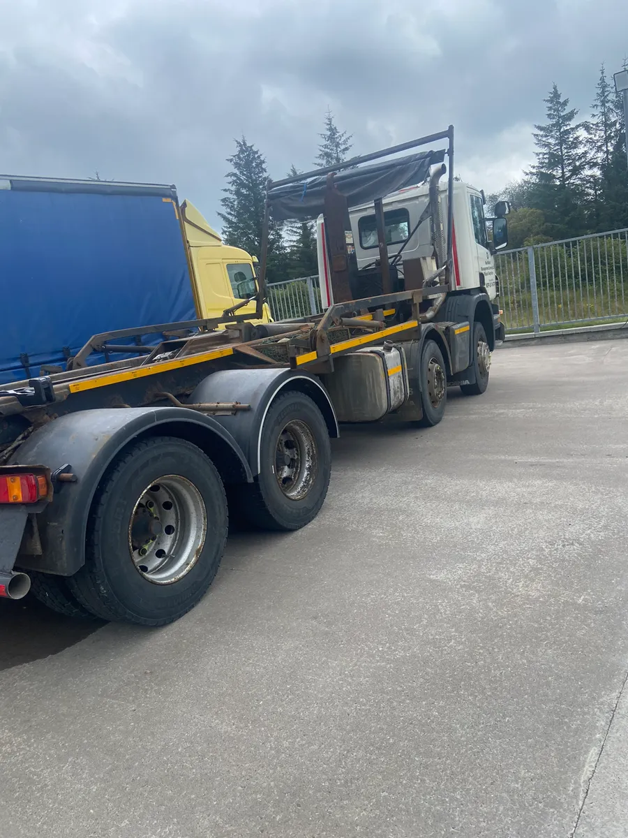 Scania Hook Truck - Image 4