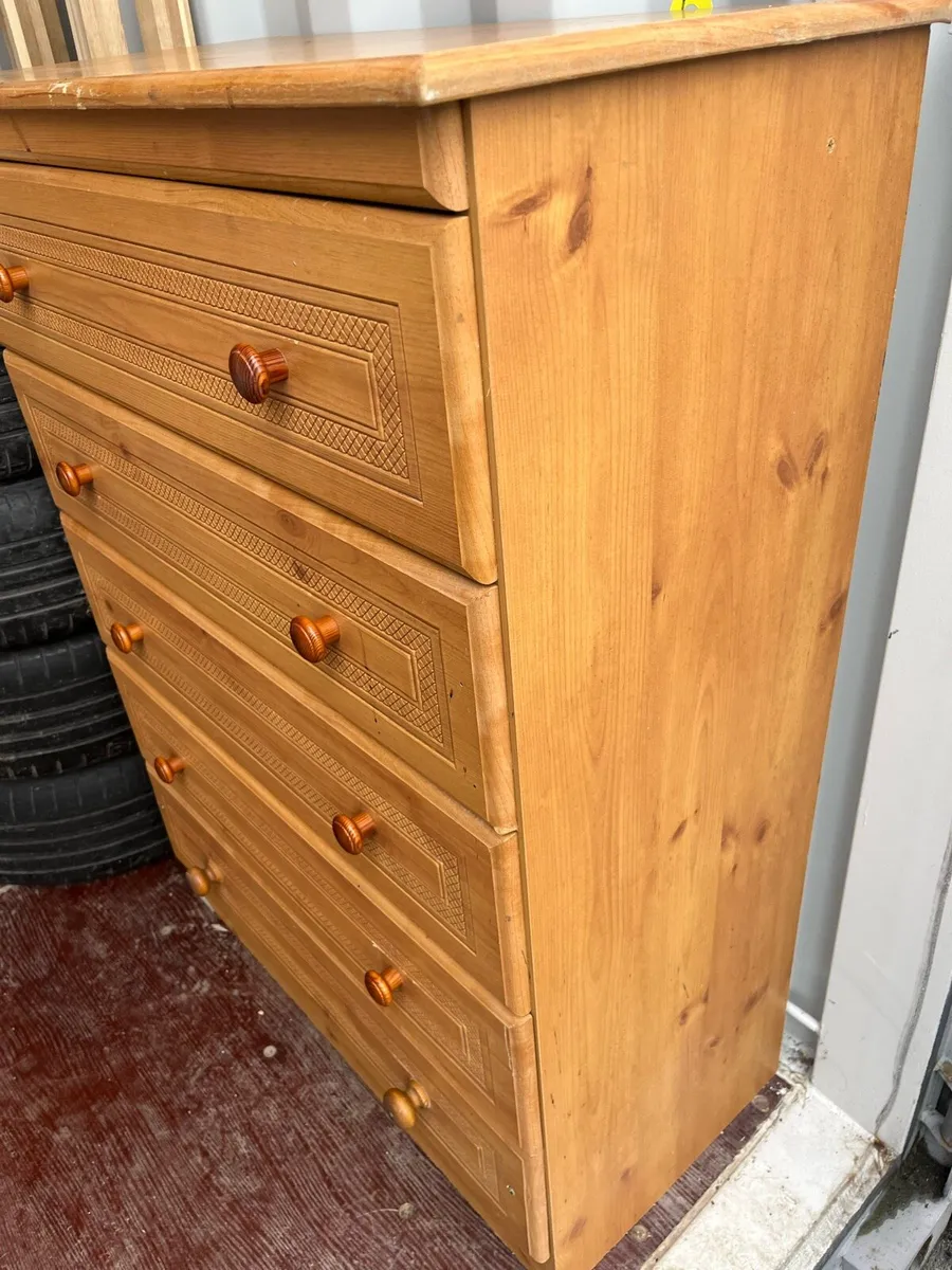 Chest of drawers for sale in Co. Dublin for €20 on DoneDeal