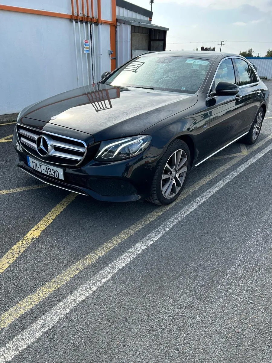 Mercedes E350 Hybrid - Image 1