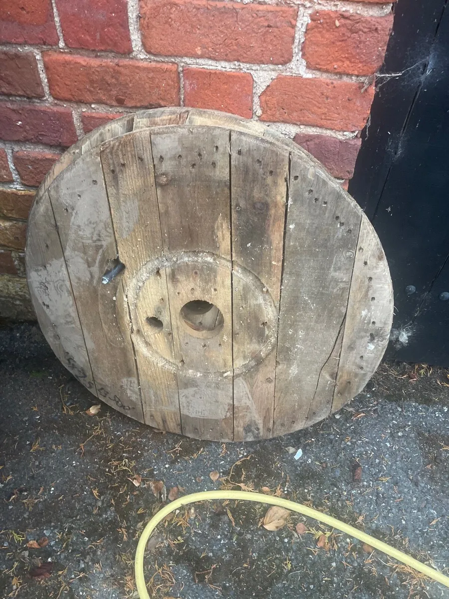 Garden table tops - Image 1