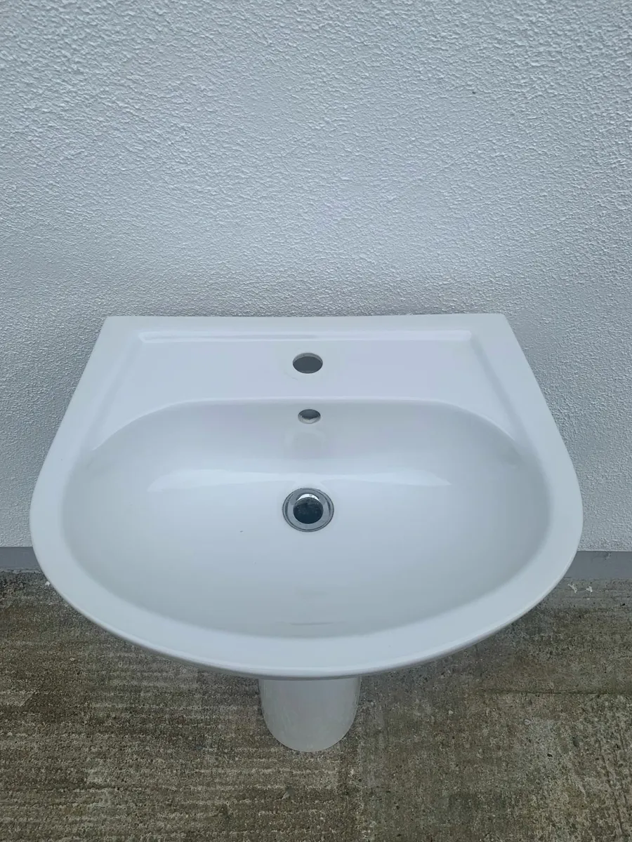 Ceramic Sink with Pedestal - Image 2