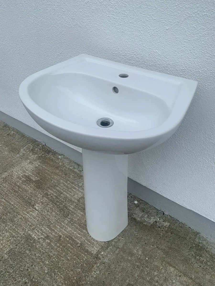Ceramic Sink with Pedestal - Image 3