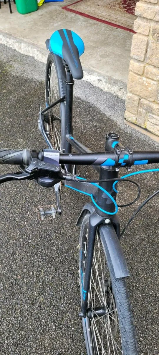 Cube Bicycle - Image 3
