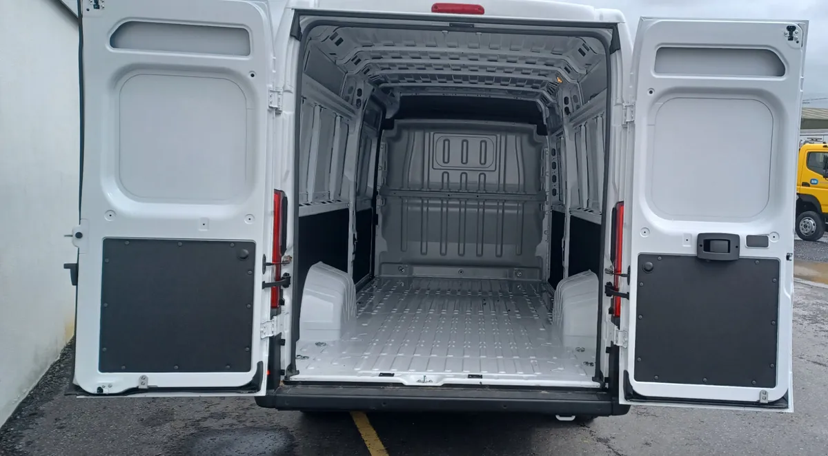 Fiat Ducato Maxi 2.2 180bhp Extra long wheelbase - Image 4