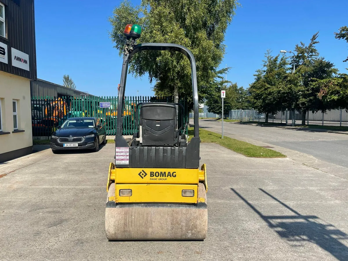 Bomag 120 - Image 4