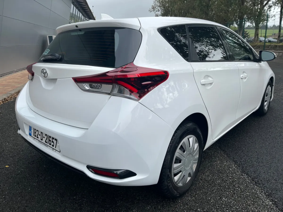 Toyota Auris VAN 2018 - Image 4