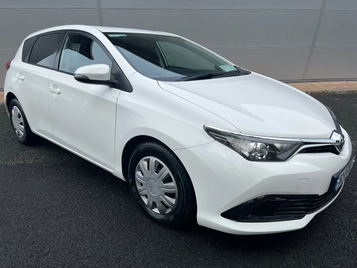 Toyota Auris VAN 2018 - Image 1