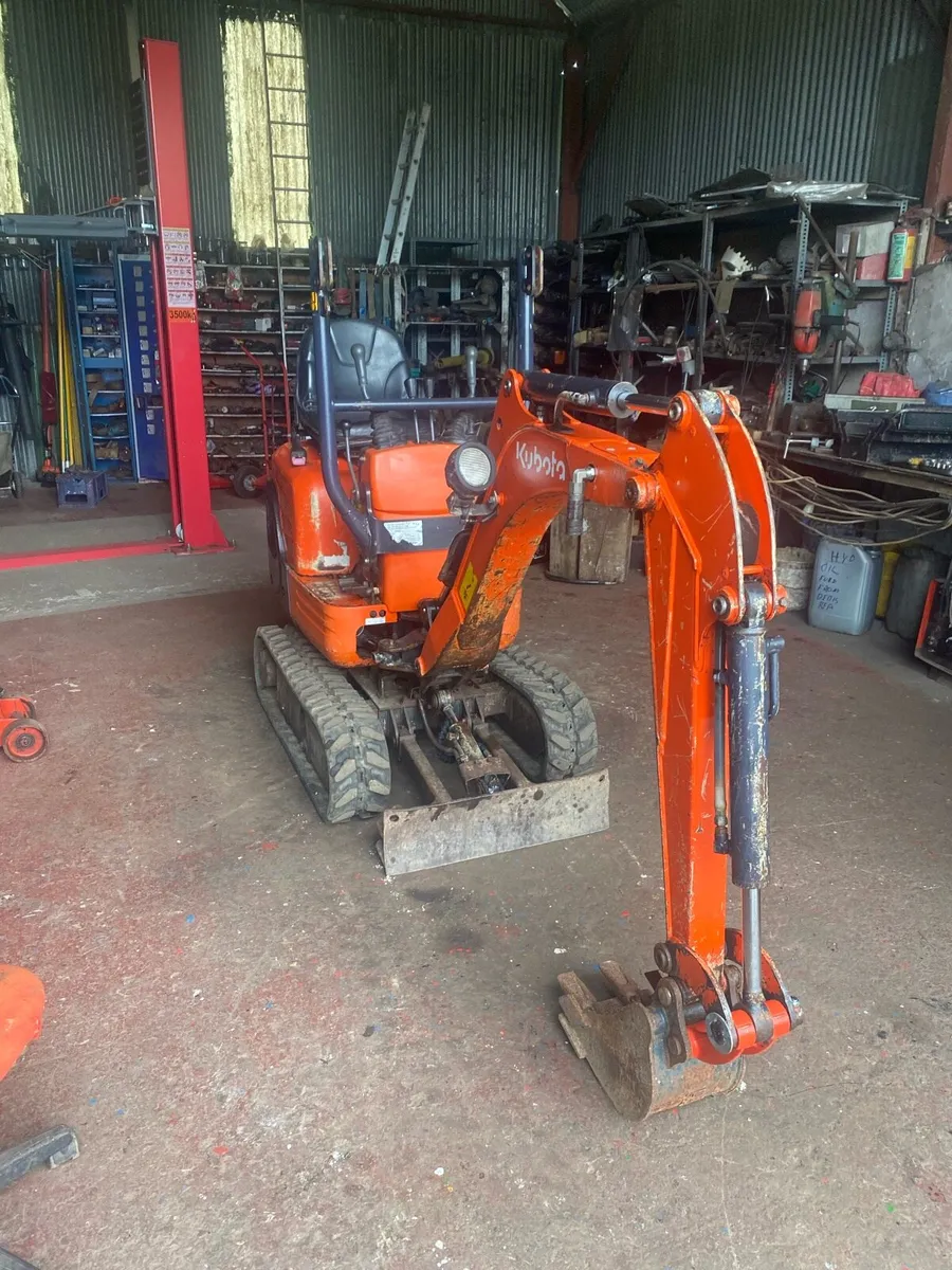 Kubota 3/4 tonne Mini Digger - Image 1