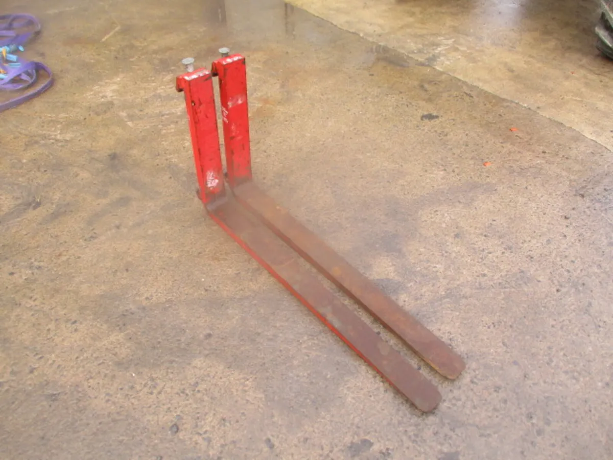 x2 16' 1 Meter Pallet Forks - Image 1