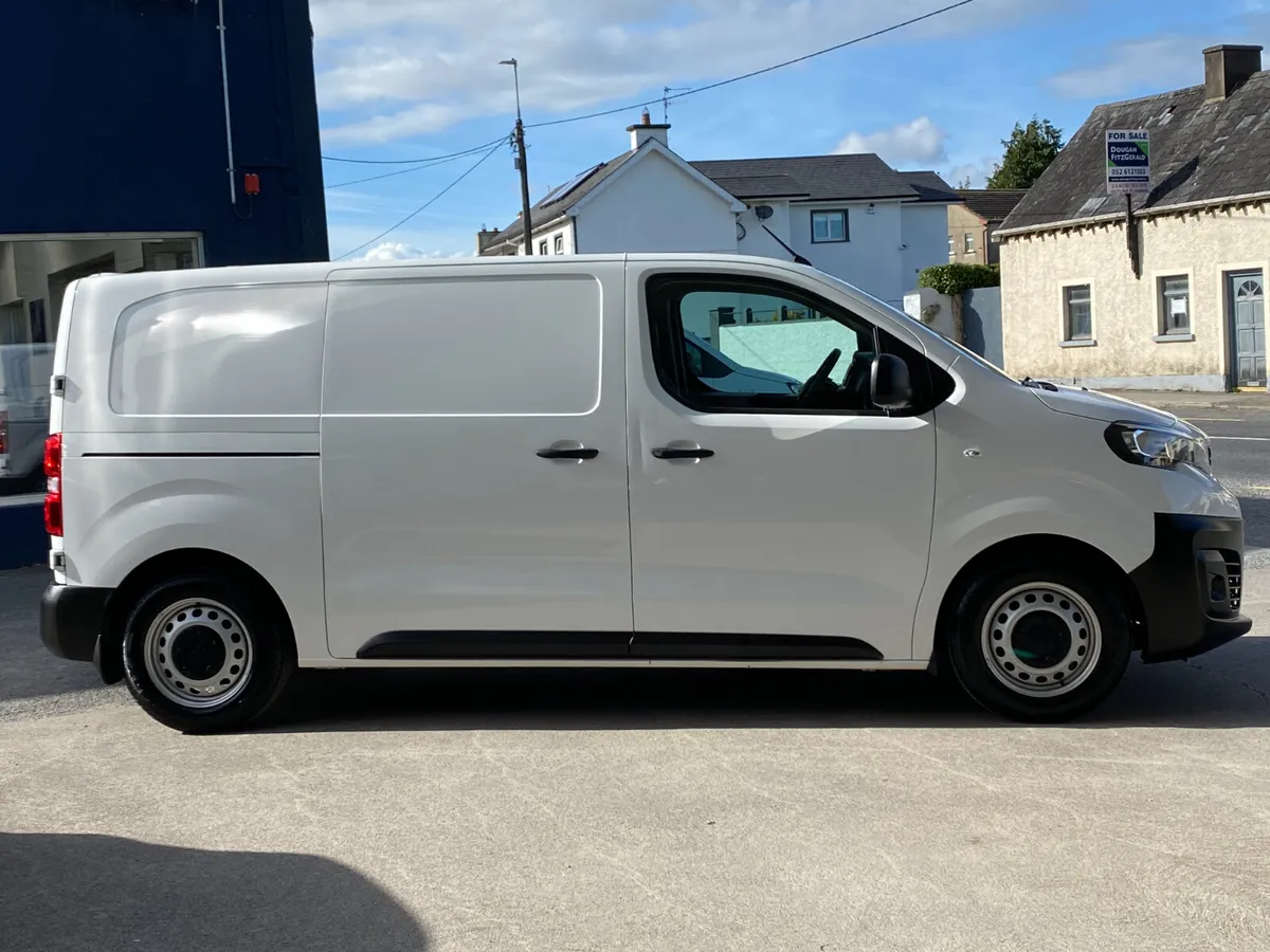 Peugeot Expert Active Standard 1.5 HDI 100 6 - Image 2