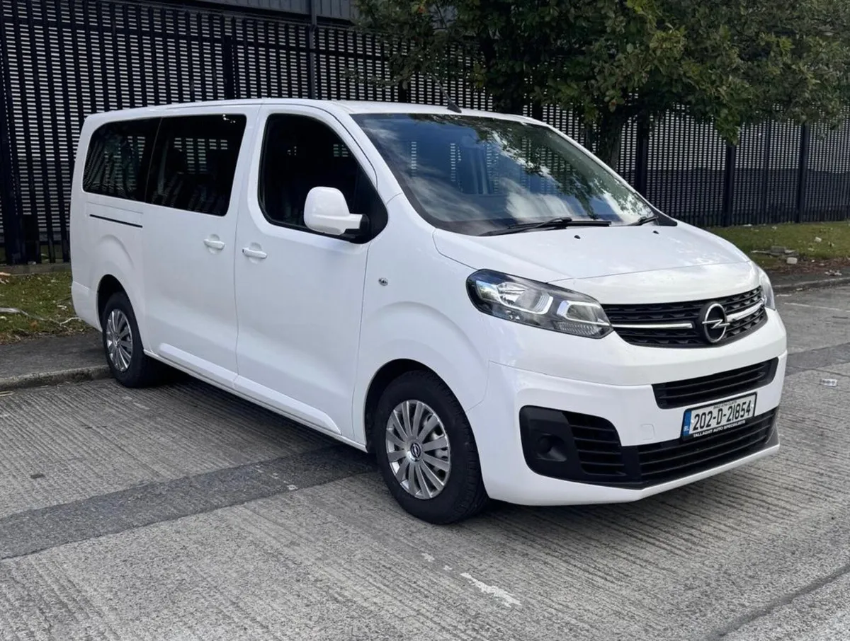 202 Opel Vivaro 9 Seater Minibus - Image 1