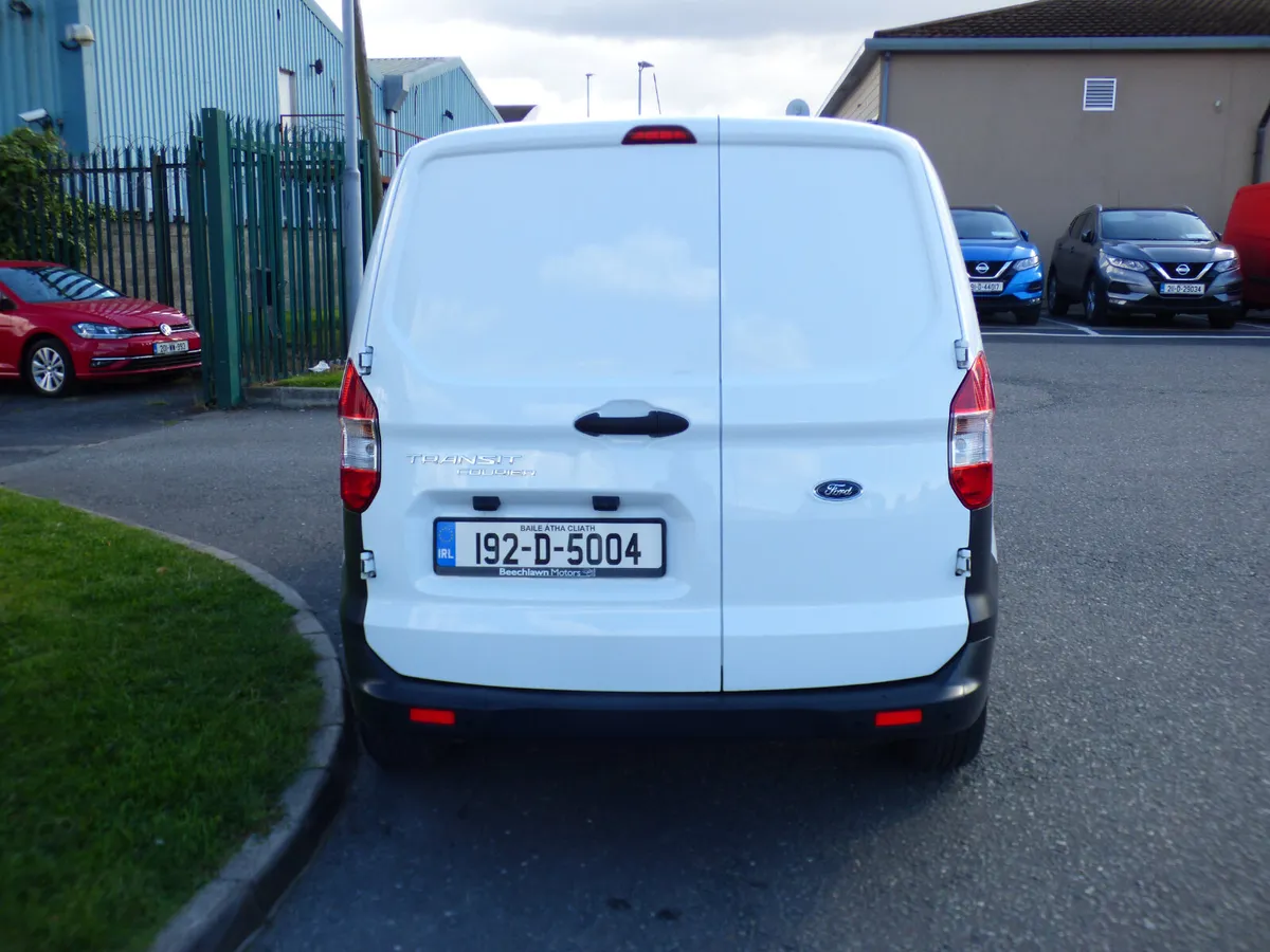 FORD TRANSIT COURIER 1.5 TDCI 6SP TREND - Image 4