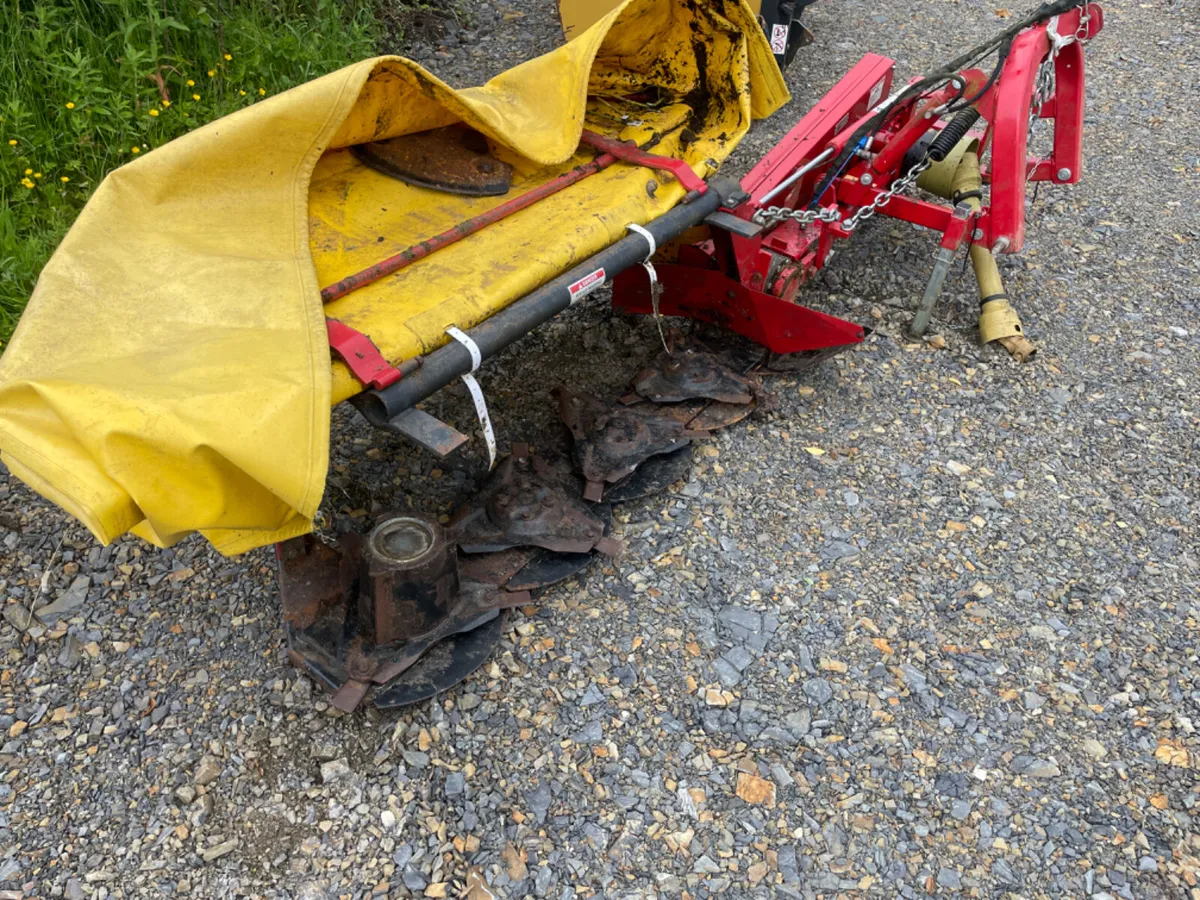 2019 Bellon D4L Disc Mower - Image 4