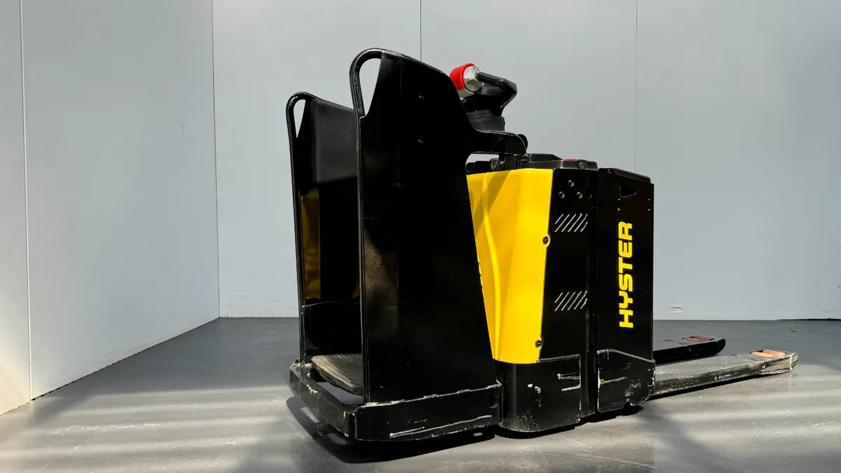 Hyster P2.0S 2.0T Powered Pallet Truck (#124) - Image 3