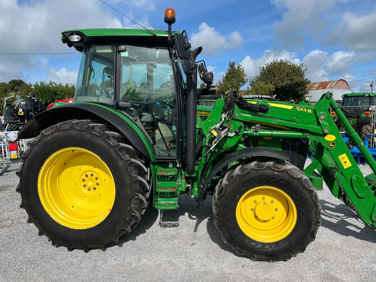 John Deere 5100R - Image 4