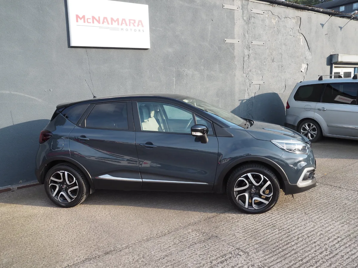 Renault Captur Iconic S Nav Low Mileage Great Spec - Image 2