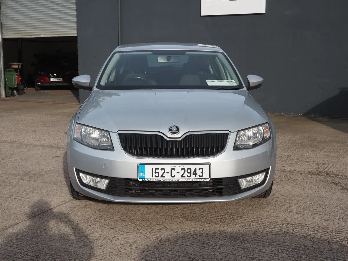 Skoda Octavia 5dr Ambition Low Kms Exceptional! - Image 4