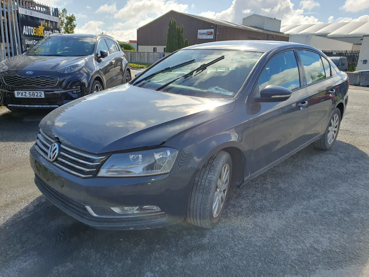11 VW PASSAT 1.6 TDI (CAY) FOR BREAKING - Image 2