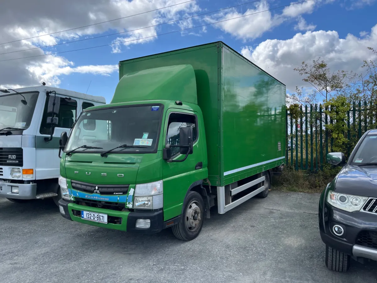 7.5 tonne fuso hybrid - Image 1