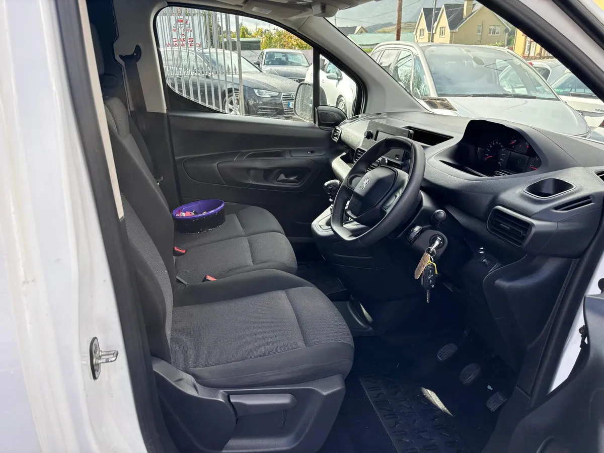 Peugeot Partner 2022   1.5 HDI  3 SEATS - Image 4