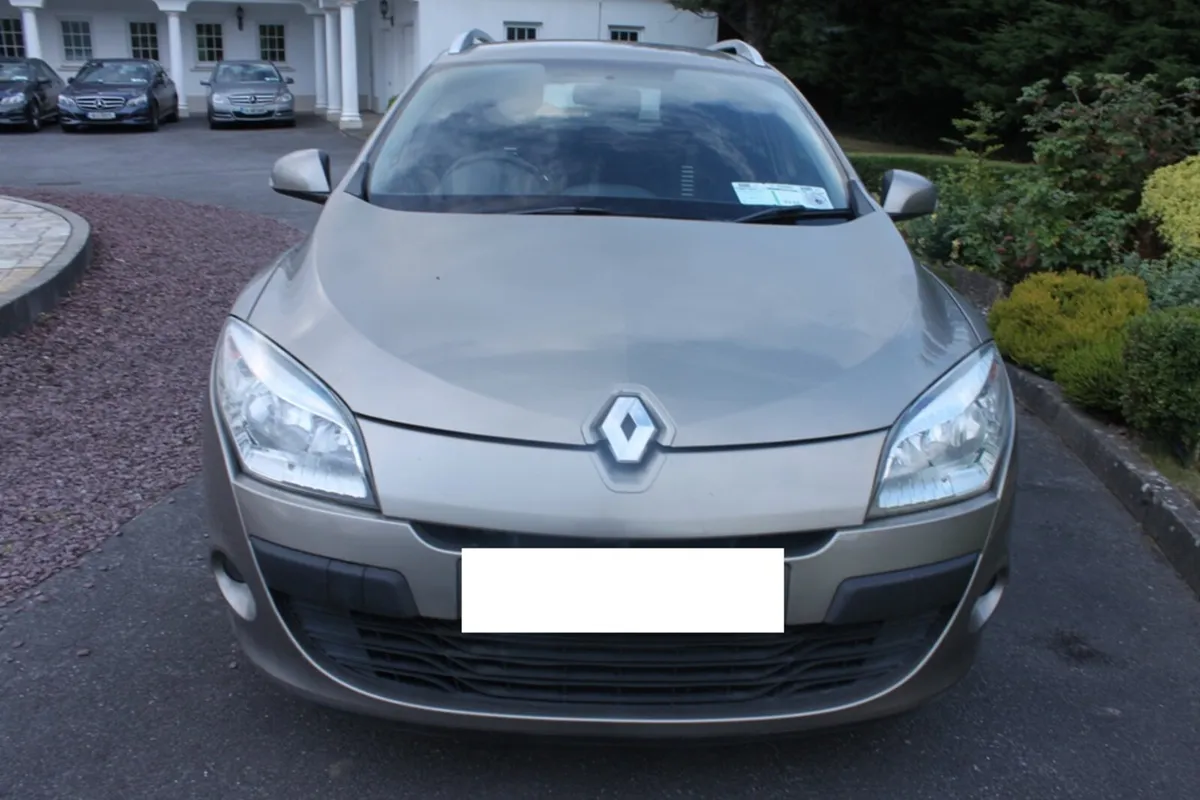 Renault Grand Megane 1.5 DCI Dynamique, 2012 - Image 1