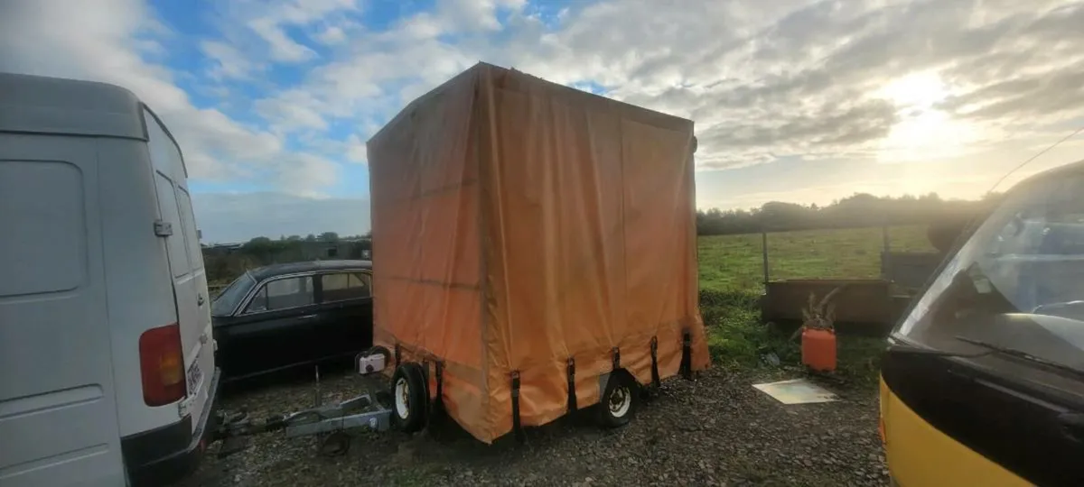 Curtain side trailer - Image 2