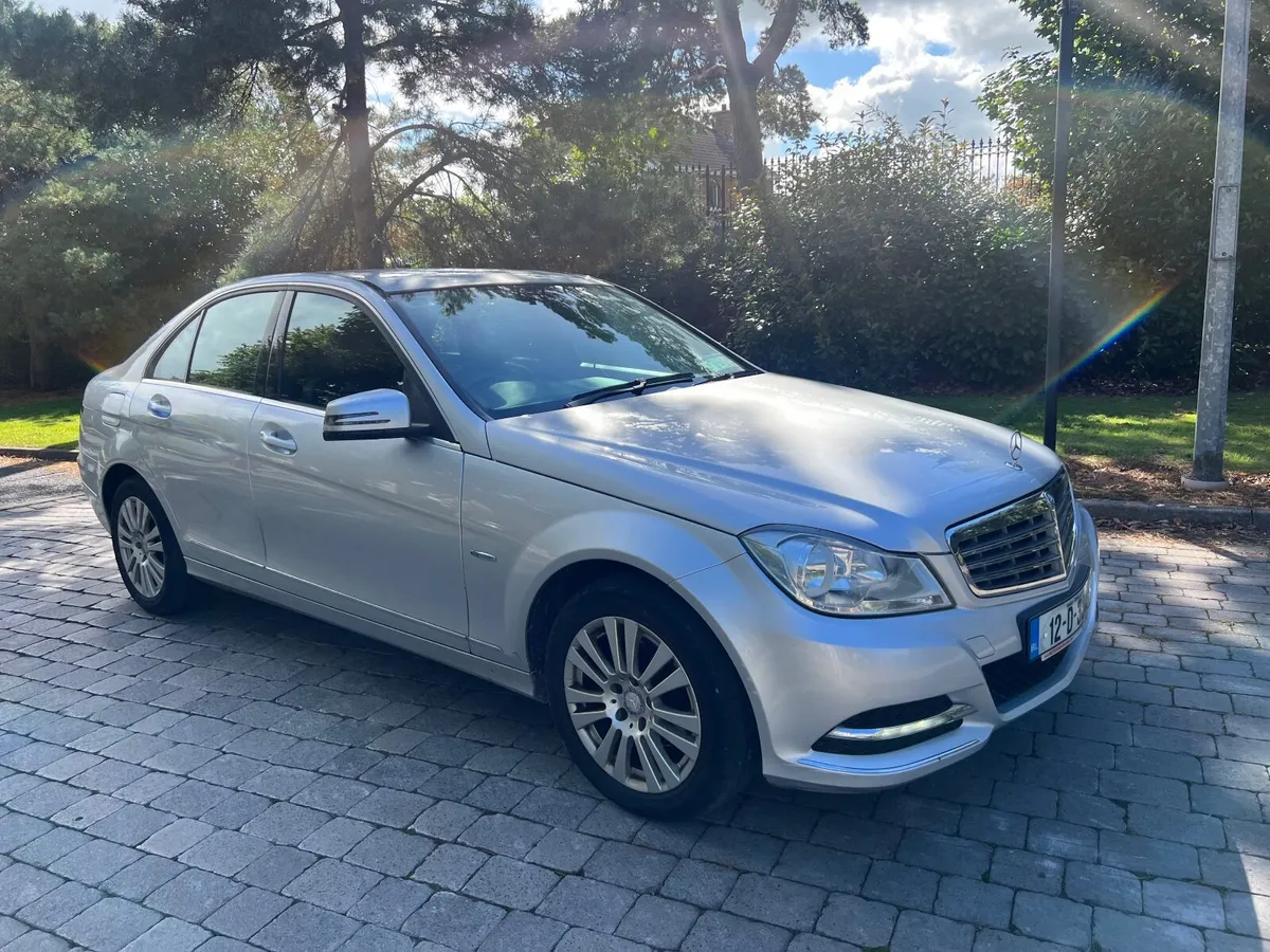 Mercedes-Benz C-Class 2012 - Image 2