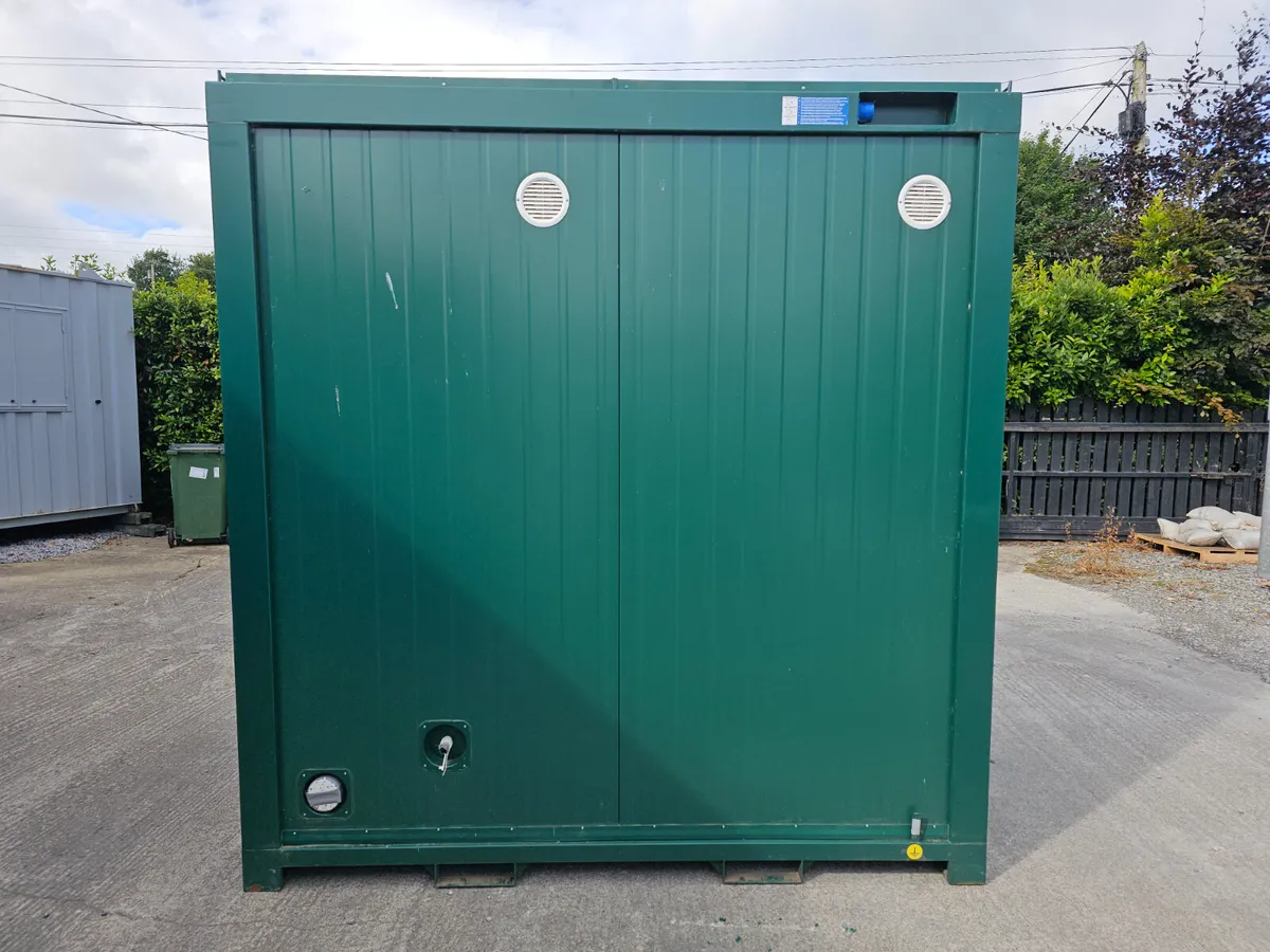 Double Toilet Blocks 8ft - Image 3