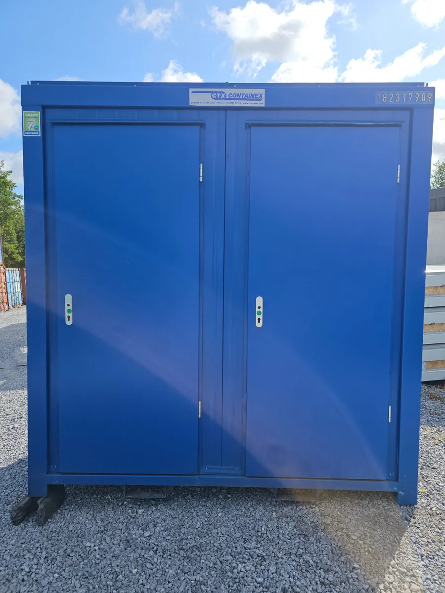 Double Portable Toilet Blocks 8ft - Blue - Image 1