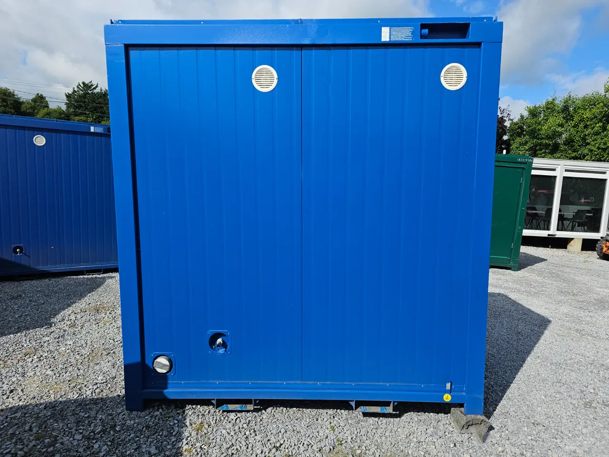 Double Portable Toilet Blocks 8ft - Blue - Image 3