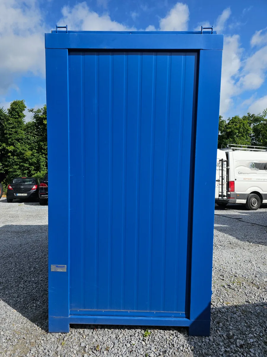 Double Portable Toilet Blocks 8ft - Blue - Image 4