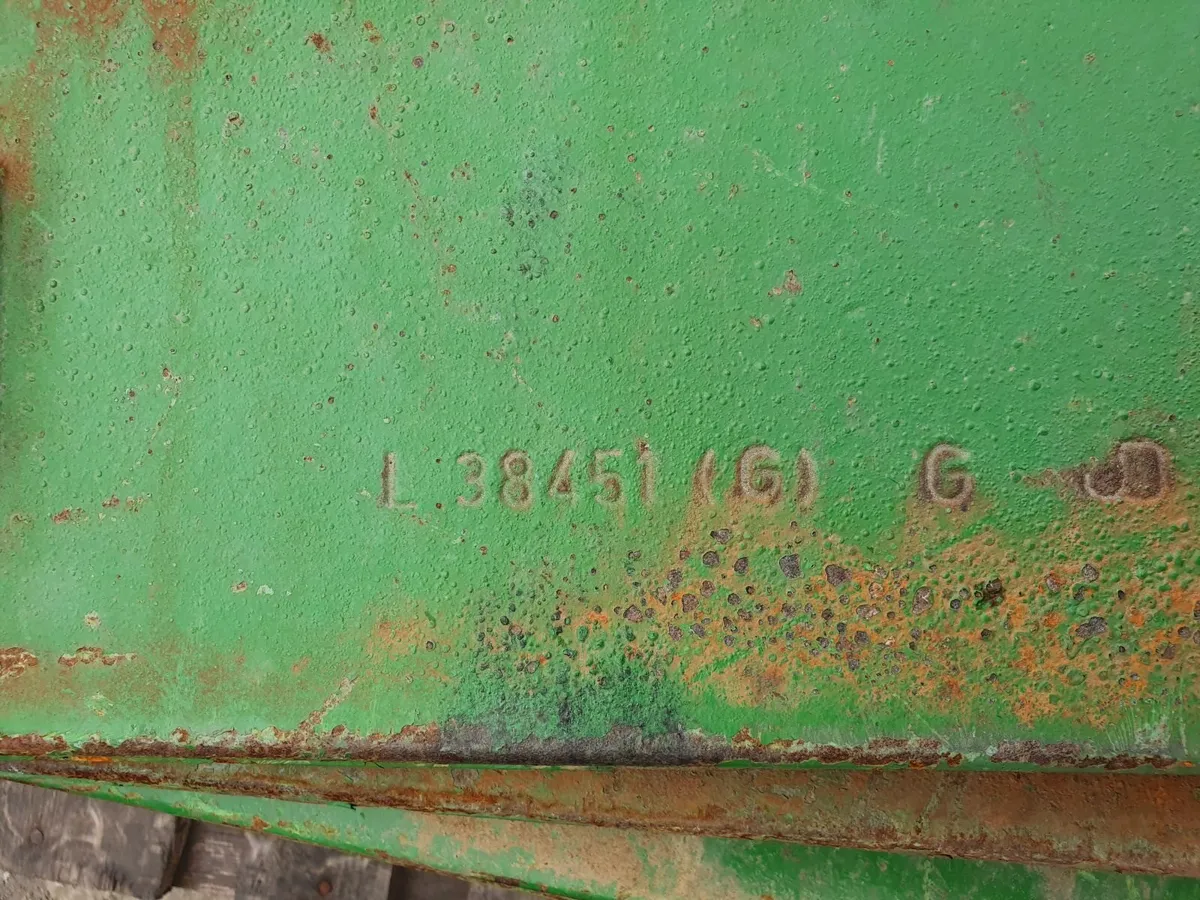 Original John Deere weights L38451 - Image 3