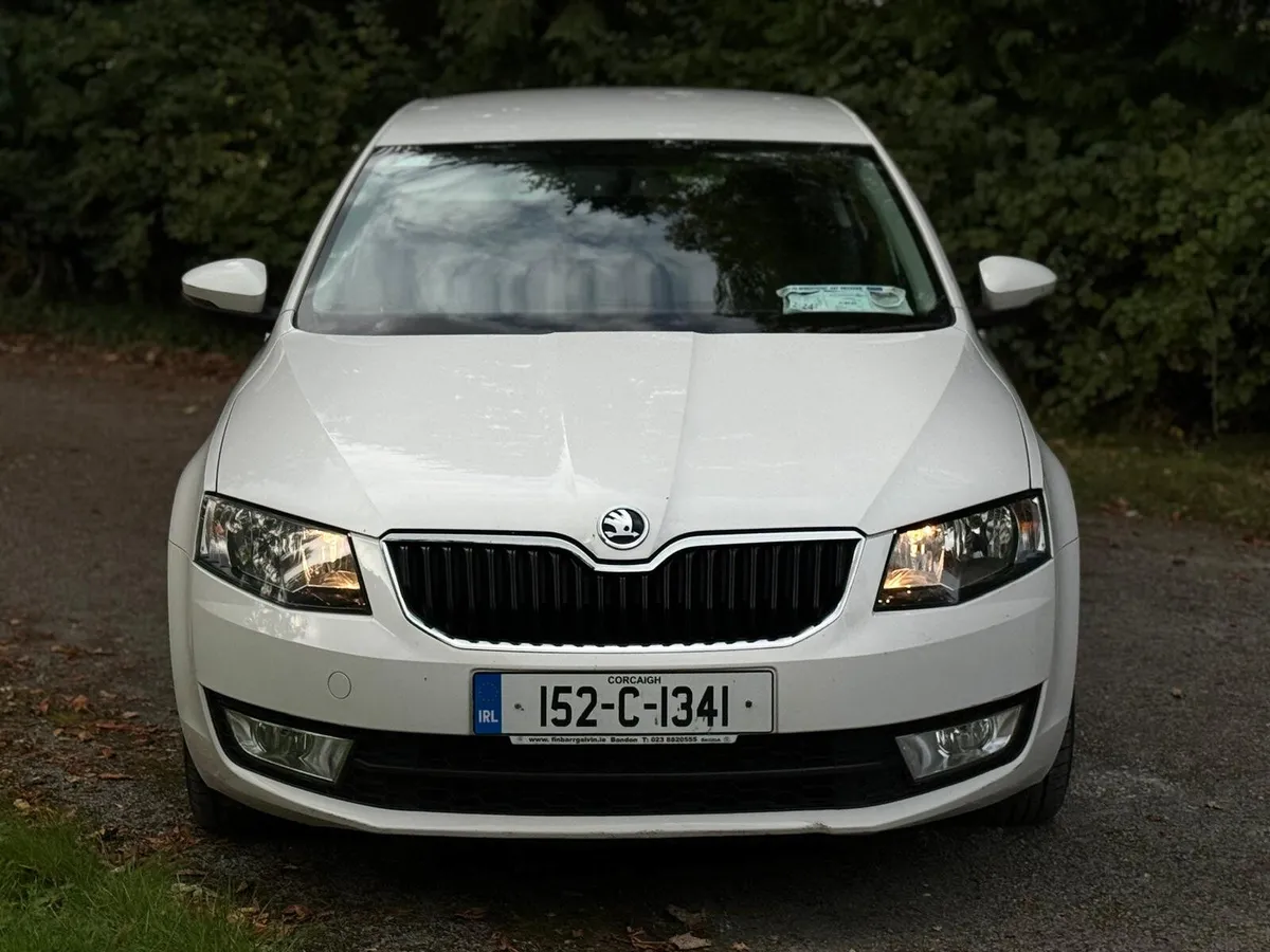 2015 SKODA OCTAVIA AMBITION 1.6 DIESEL - Image 2