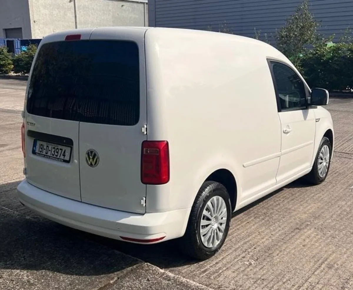 2019 Volkswagen Caddy 2.0 Litre - Image 4